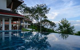 Lapazul Boutique Hotel